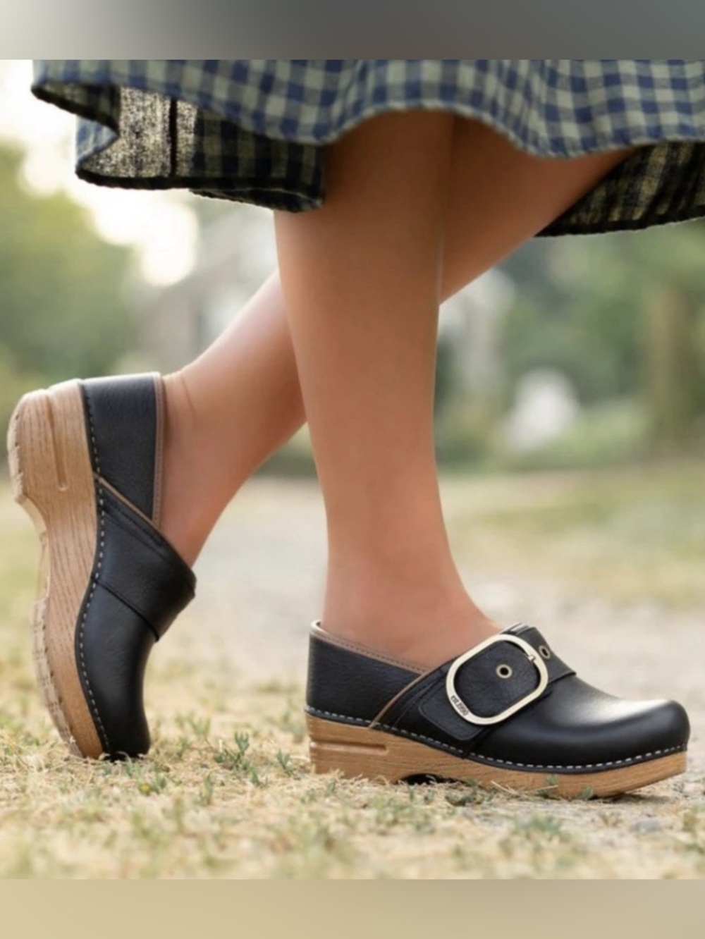 Dansko Pearson Pro Big Buckle Clog Black Nappa Leather Slip On - Picture 6 of 8